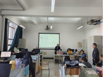 軟件工程系融合“AI+思政”開展教學(xué)創(chuàng)新與教研活動(dòng)，助力軟件技術(shù)開發(fā)人才培養(yǎng)